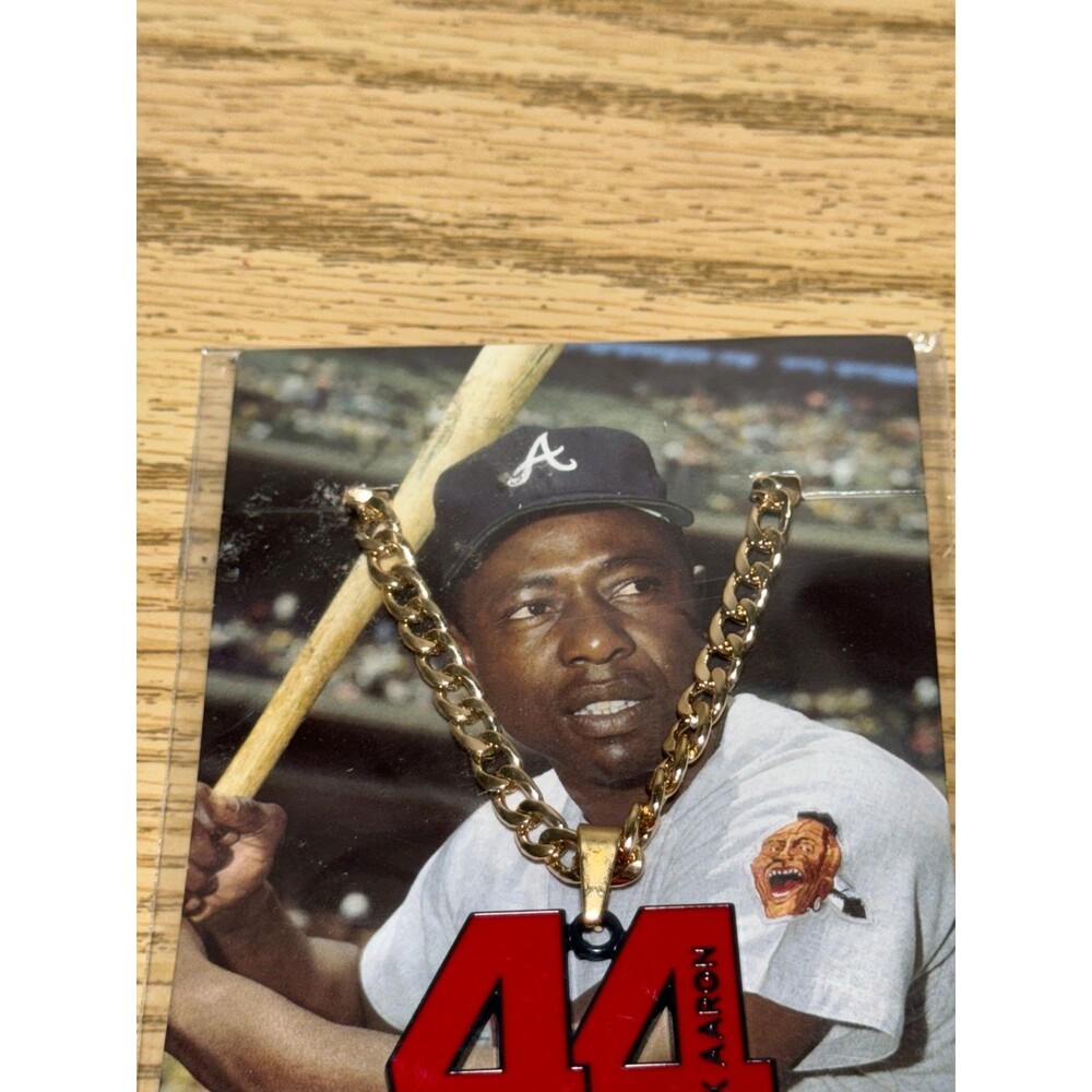Hank Aaron 44 Chain Atlanta Braves Truist Ballpark Tour Chain Series Necklace - Picture 2 of 4